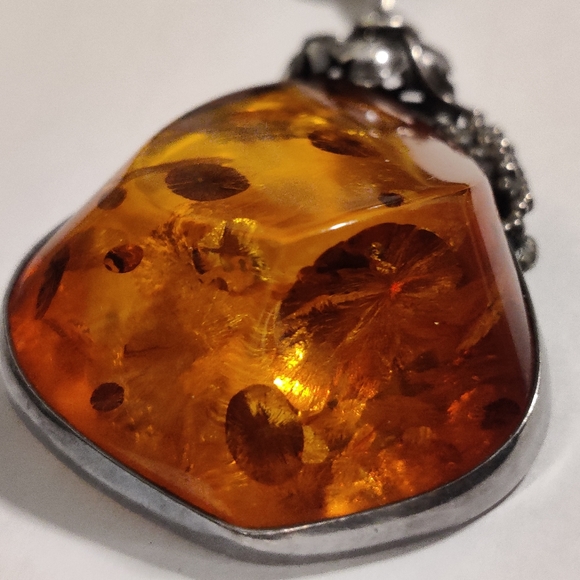 Stunning Genuine Baltic Amber Pendant Art Nouveau style Sterling Silver 925 - Picture 9 of 16